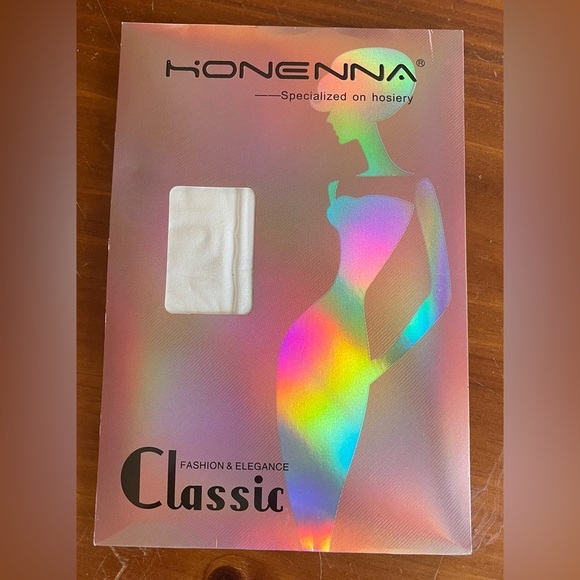 Honenna Pantyhose Thigh High Lace Tights, Cream NWT; size 3X-4X - Picture 1 of 5